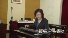 郑州市古琴演奏家（戴晓莲）的演奏特点与风格